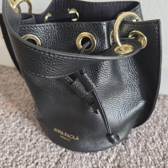 Anna Paola Made In Italy Black Leather Bucket Bag Gold Accents Purse Handbag - Picture 7 of 7